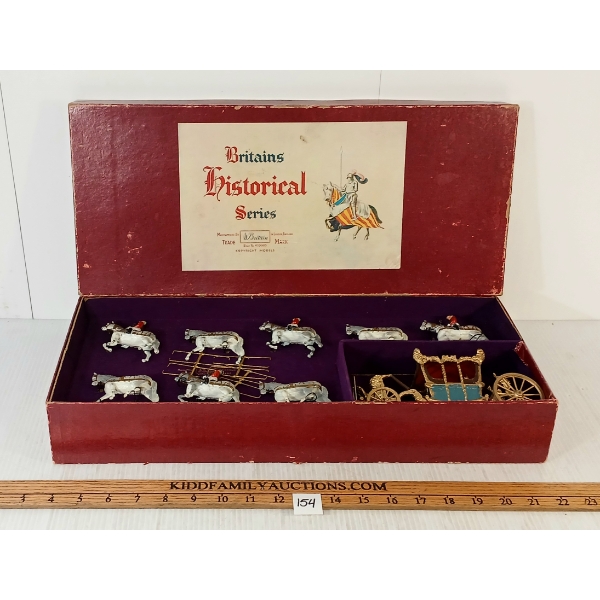 BRITAINS HISTORICAL SERIES LEAD FIGURES - 9401 HER MAJESTY'S STATE COACH