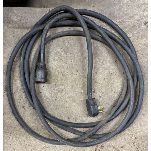 APPROX 25' 220V EXTENSION CORD