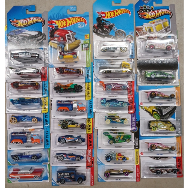 LOT OF 30 - HOTWHEELS / MATCHBOX - SURF CRATE, FORD FALCON RACE CAR, ETC