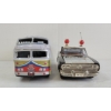 Image 3 : LOT OF 2 - TIN FRICTION POLICE CAR & CONTINENTAL TRAILWAYS BUS
