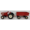 Image 4 : ERTL DIECAST TRACTOR W/ WAGON