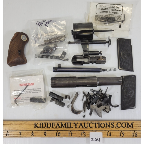 QTY OF MISC GUN PARTS - INCL COLT AGENT .38 SPL, 1905 SAVAGE .32 ACP, RUGER, ETC