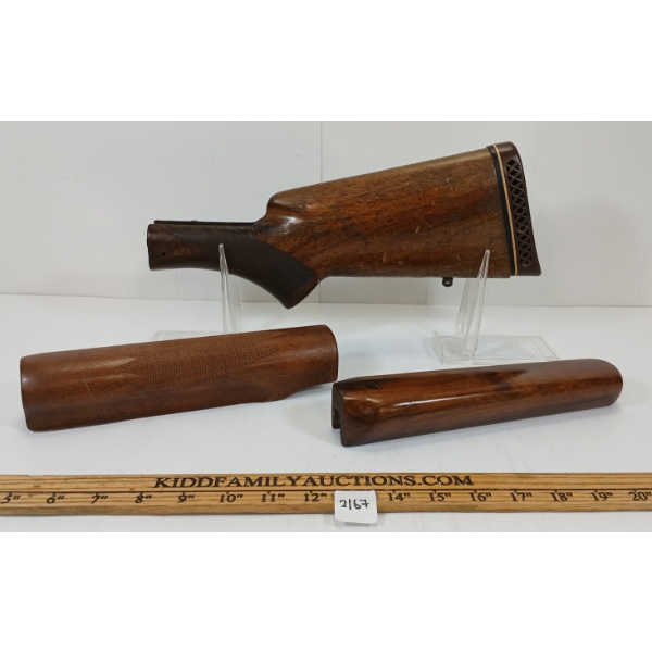 LOT OF 3 - BROWNING BUTT STOCK, REMINGTON 870 & CIL 402 .410GA FORENDS