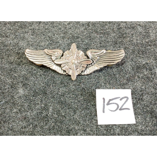 U.S.A.A.F. ENGINEERING WING BADGE - STERLING