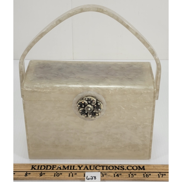 WILARDY (?) WOMEN'S PEARL LUCITE BOX PURSE