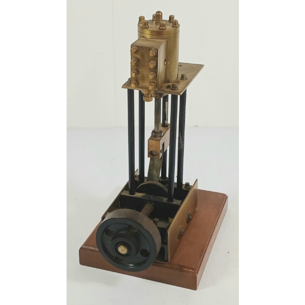 BRASS MODEL STATIONARY ENGINE