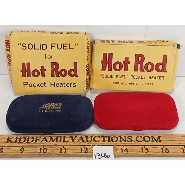 LOT OF 4 - POCKET HEATERS W/ INSERTS