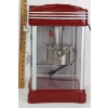 Image 5 : BETTY CROCKER MOVIE NITE POPCORN MACHINE
