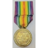 Image 2 : WWI MEDAL - LIEUT. H.R. THOMPSON