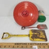 Image 2 : LOT OF 4 - SPINNING TOY TOP & SHOVELS, ETC