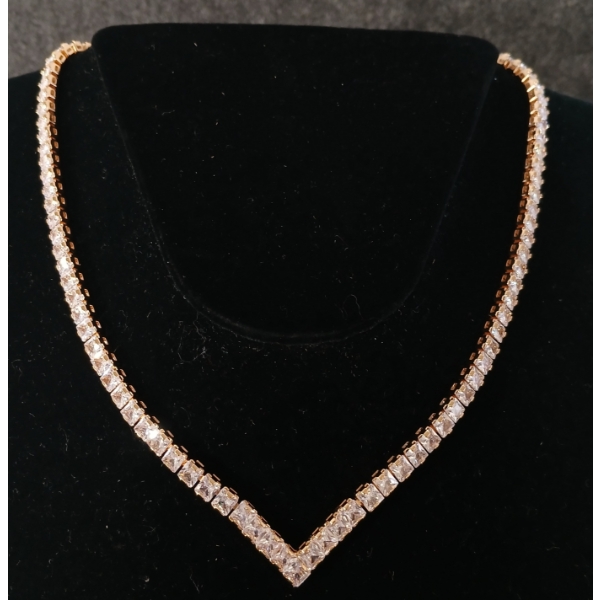 18K GOLD PLATED PRINCESS CUT SIMULATED DIAMOND (CZ) TENNIS NECKLACE