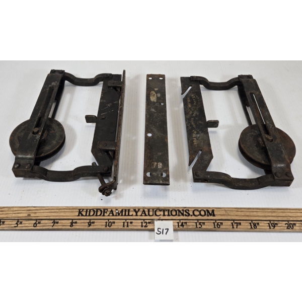 PAIR OF LANES SLIDING BARN DOOR HANGERS