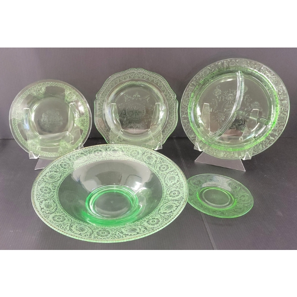 LOT OF 5 - ASSORTED URANIUM DEPRESSION GLASS PCS