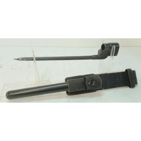 WWII BRITISH ENFIELD BAYONET W/ SCABBARD & FROG
