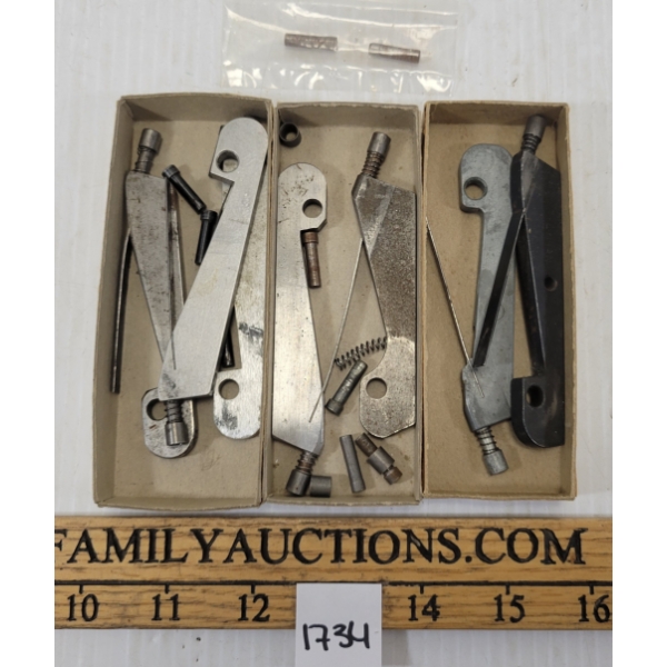 QTY OF MISC RELOADING TOOLS - INCL PRIMER ARM