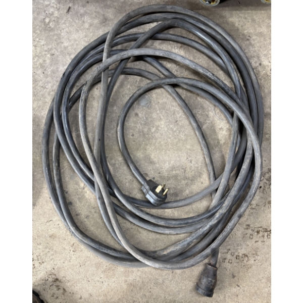 APPROX 50' 220V EXTENSION CORD