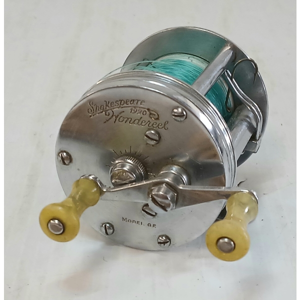SHAKESPEARE WONDEREEL MODEL GE FISHING REEL