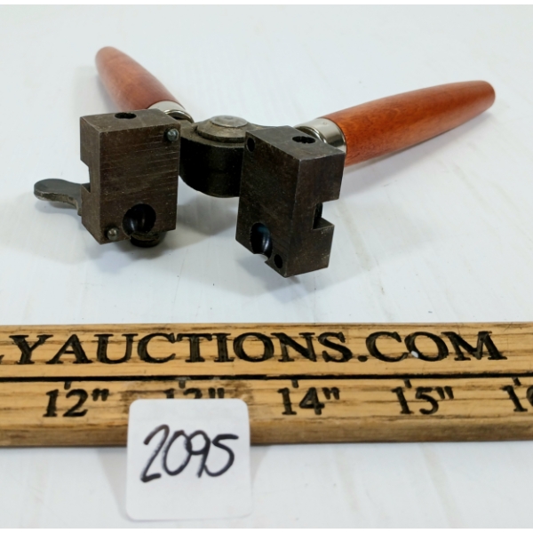 LYMAN BULLET MOULD 440