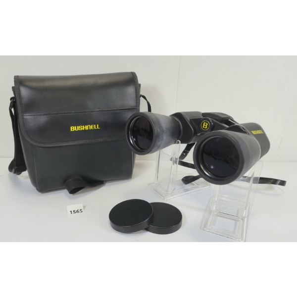 BUSHNELL 10X50 WIDE ANGLE BINOCULARS W/ CASE 