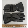 Image 4 : LOT OF 2 - PAIRS OF LEATHER GLOVES - INCL THINSULATE & HIDES IN HAND
