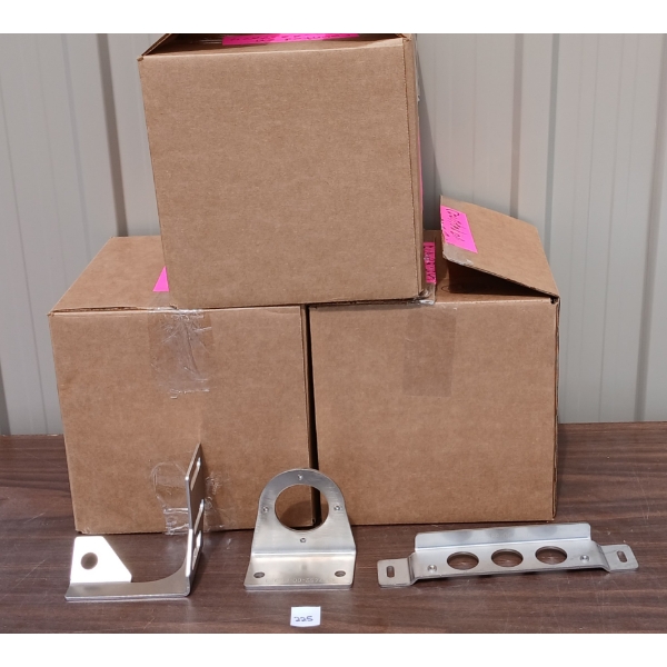 JOB LOT - MISC MOUNTING BRACKETS 