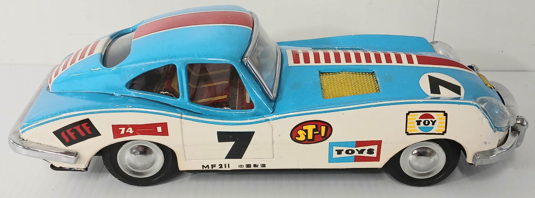 TIN FRICTION RACING CAR MF 211