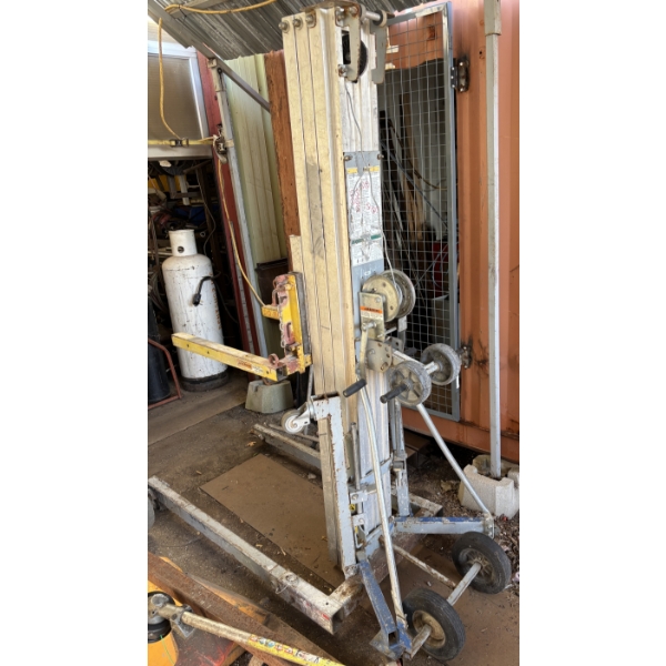 CABLE LIFT - NEEDS CABLE RECENTERED