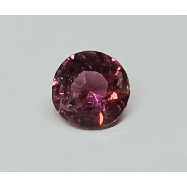NATURAL PINK TOURMALINE - ROUND BRILLIANT