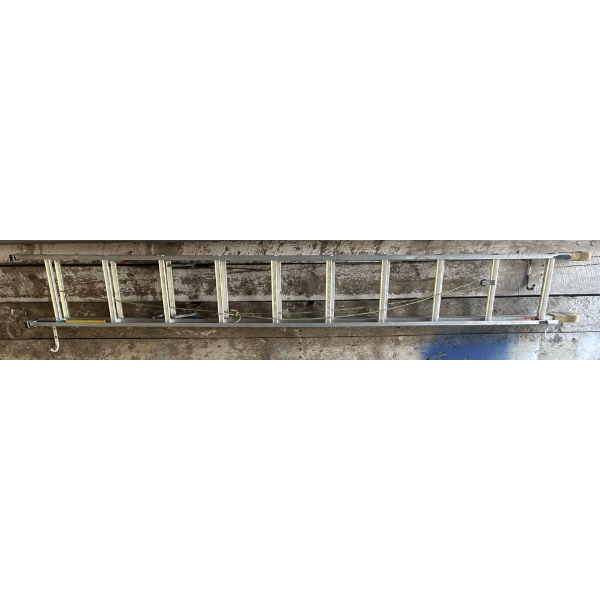 ALUM EXT LADDER - 20 FOOT
