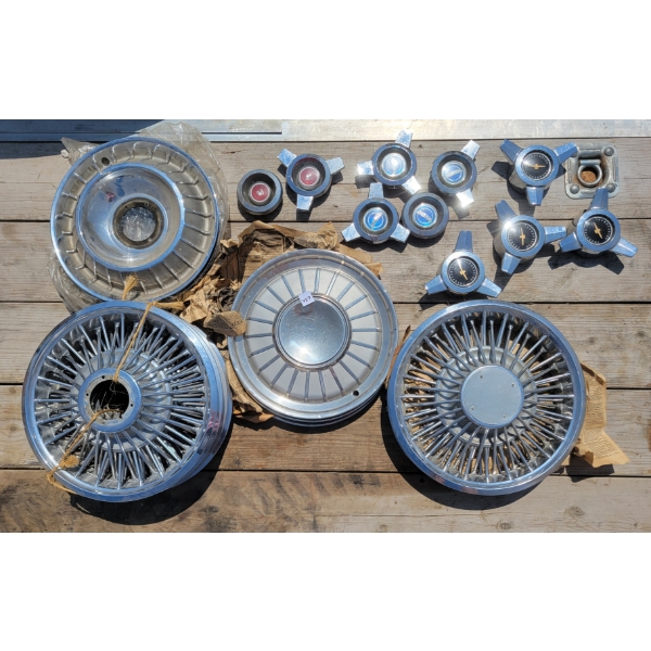 JOB LOT - CENTER CAPS & HUB CAPS - INCL FORD THUNDERBIRD & MERCURY, ETC