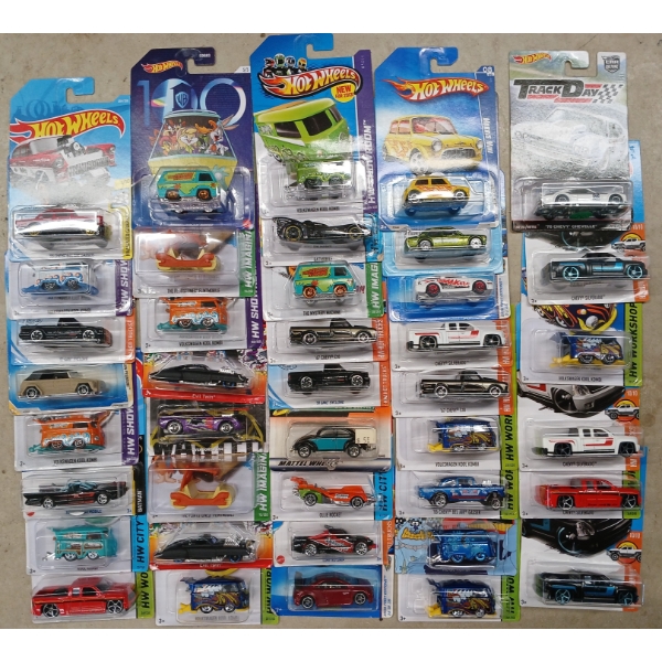 LOT OF 40 - HOTWHEELS - KOOL KOMBI, CHEVY SILVERADO, ETC