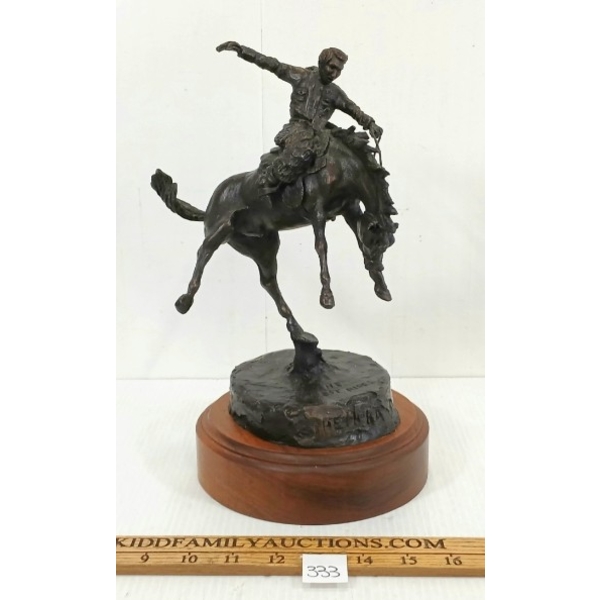 THE CONTEST RIDER BRONZE STATUE