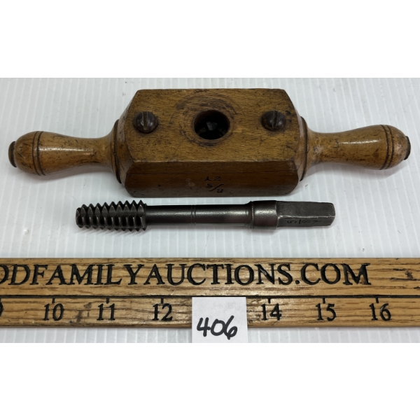 ENGLISH VICTORIAN STEEL / BOXWOOD SCREW BOX & TAP 