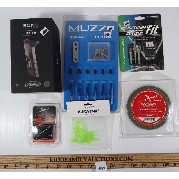 LOT OF 6 - MATTHEWS BOND CONTOUR GRIP SYSTEM, MUZZY BROADHEADS, LIGHTED NOCKS, ETC
