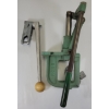 Image 2 : LOT OF 2 - RCBS RELOADING PRESS & LEE KIT HANDLE