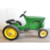 Image 4 : JOHN DEERE PEDAL TRACTOR 