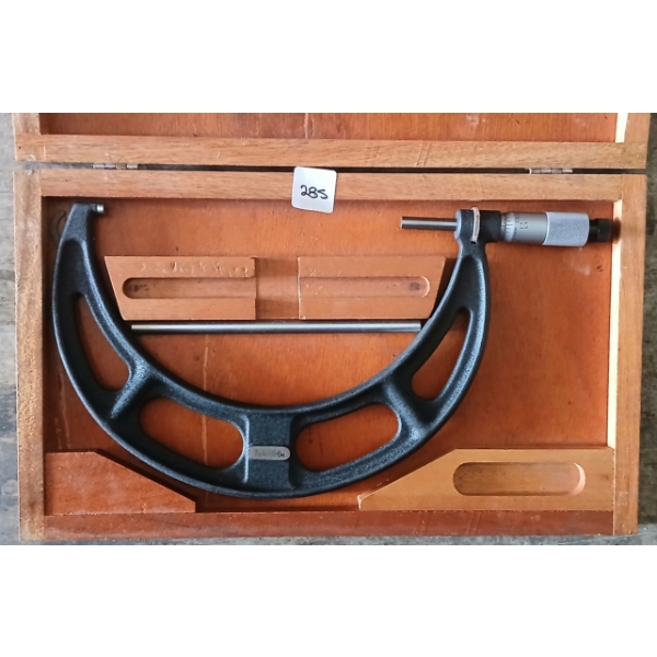 STARRETT MODEL 436 MICROMETER 