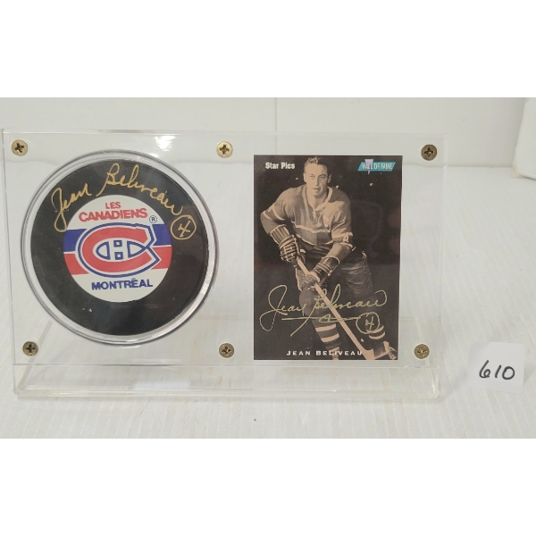 1972 NHL MONTREAL CANADIENS JEAN BELIVEAU HOCKEY CARD & PUCK W/ PLAQUE - SIGNED