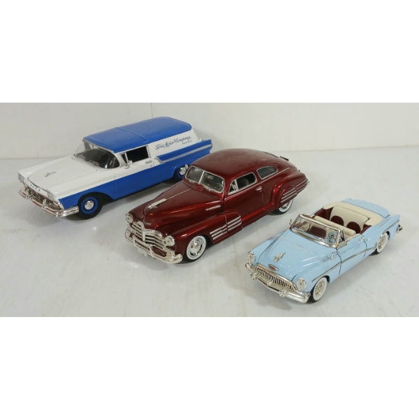 LOT OF 3 - MOTOR MAX DIECAST 1948 CHEVY AEROSEDAN FLEETLINE, 1957 FORD COURIER SEDAN DELIVERY, ETC