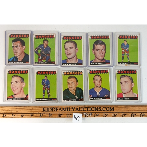 LOT OF 10 - 1965-1966 OPC RANGERS HOCKEY CARDS