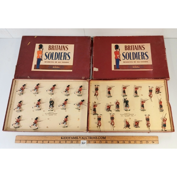 LOT OF 2 - BRITAINS SOLDIERS - NO. 2025 QUEENS OWN CAMERON HIGHLANDERS & 2062 SEFORTH HIGHLANDERS