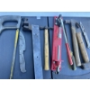 Image 2 : JOB LOT - MIXED HAND TOOLS INCL HAMMERS, HACKSAW, ETC