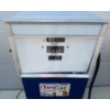 Image 2 : BENNETT GAS PUMP