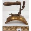 Image 2 : VICTORIAN FORGED BRASS HATTER'S IRON