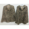 Image 1 : LOT OF 2 - SMOKY BRANCH HOODIE & BUTTON-UP SHIRTS