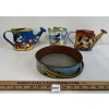 Image 2 : LOT OF 4 - DISNEY TIN WATERING CANS, SIFTER & PAIL 