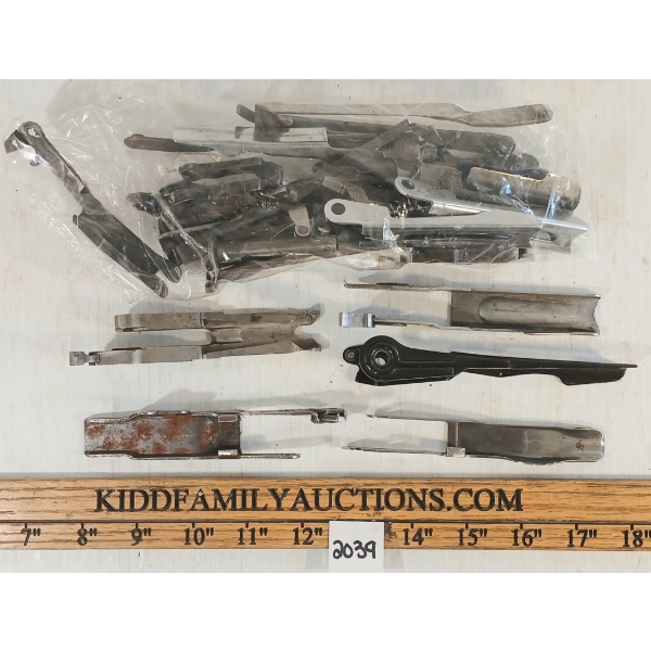 QTY OF SHOTGUN CARTRIDGE LIFTERS