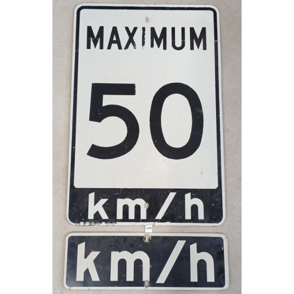 LOT OF 2 - MAXIMUM 50 KM/H & KM/H ROAD SIGNS