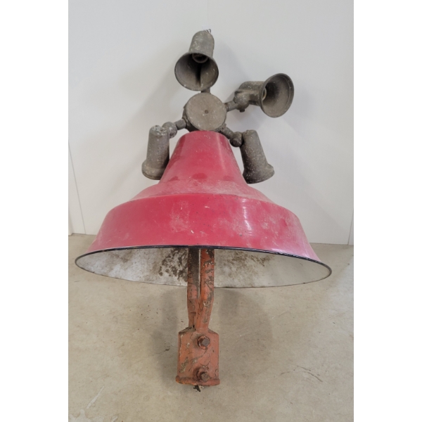 STONCO PORCELAIN LIGHT