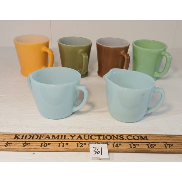 LOT OF 6 - ANCHOR HOCKING FIRE KING MUGS, MILK & CREAMER